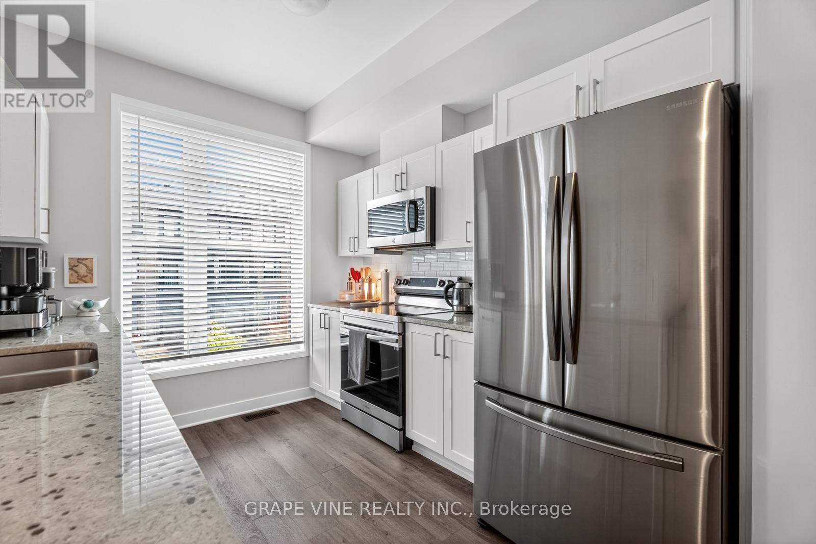 172 Visor Private, Ottawa, Ontario  K2V 0S6 - Photo 13 - X12454713