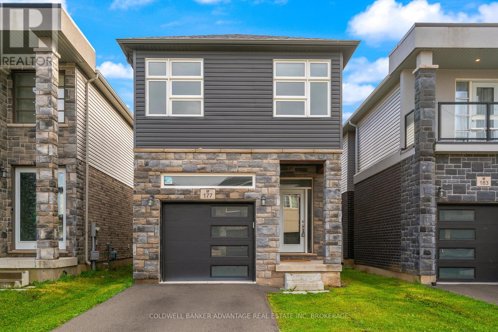 177 Louise Street, Welland, Ontario  L3B 0H8 - Photo 1 - X12585572