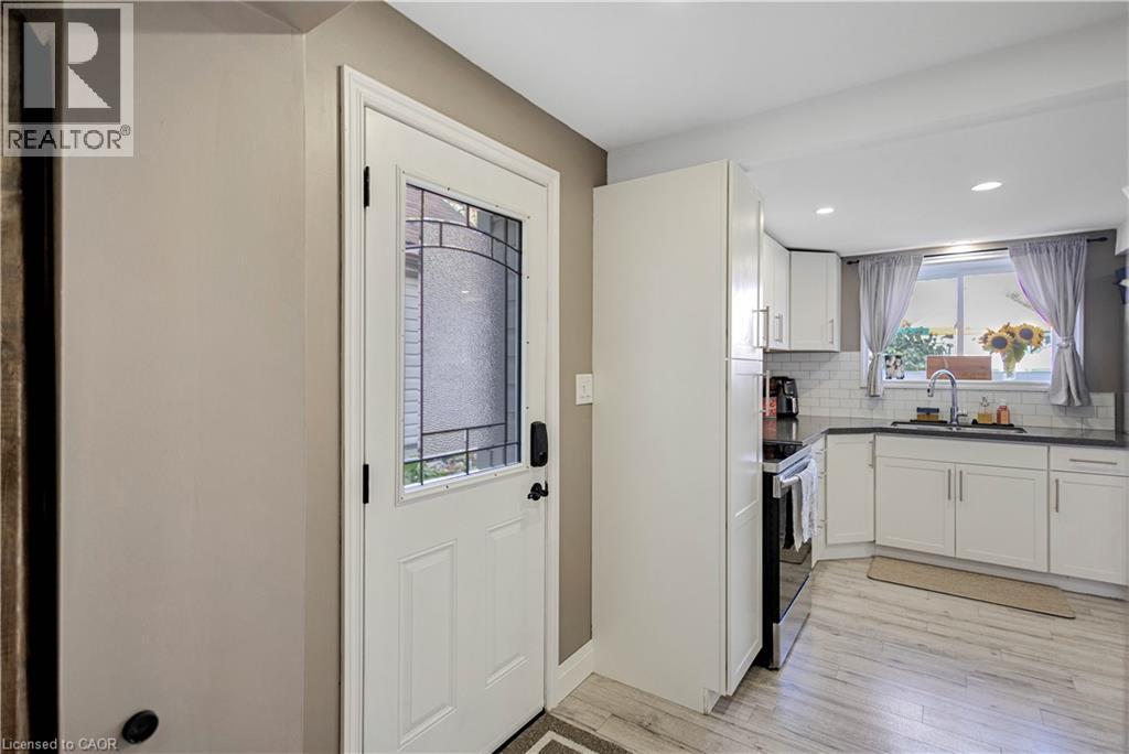 332 Vansitmart Avenue, Hamilton, Ontario  L8H 3B8 - Photo 5 - 40781754