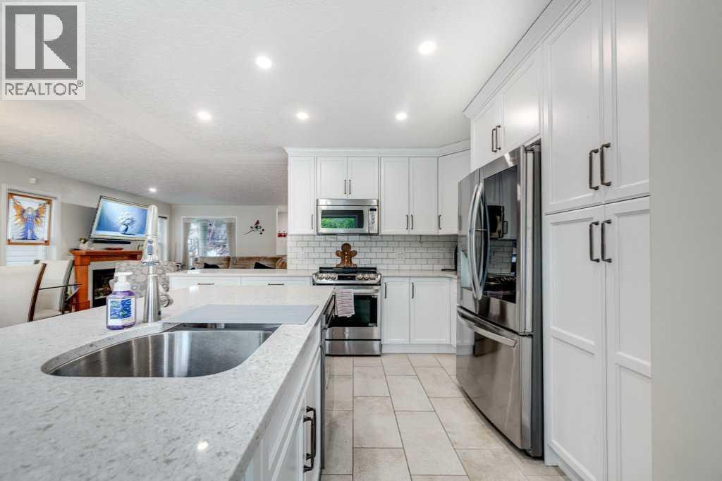 13 Dillon Close, Red Deer, Alberta  T4R 2X7 - Photo 17 - A2249089