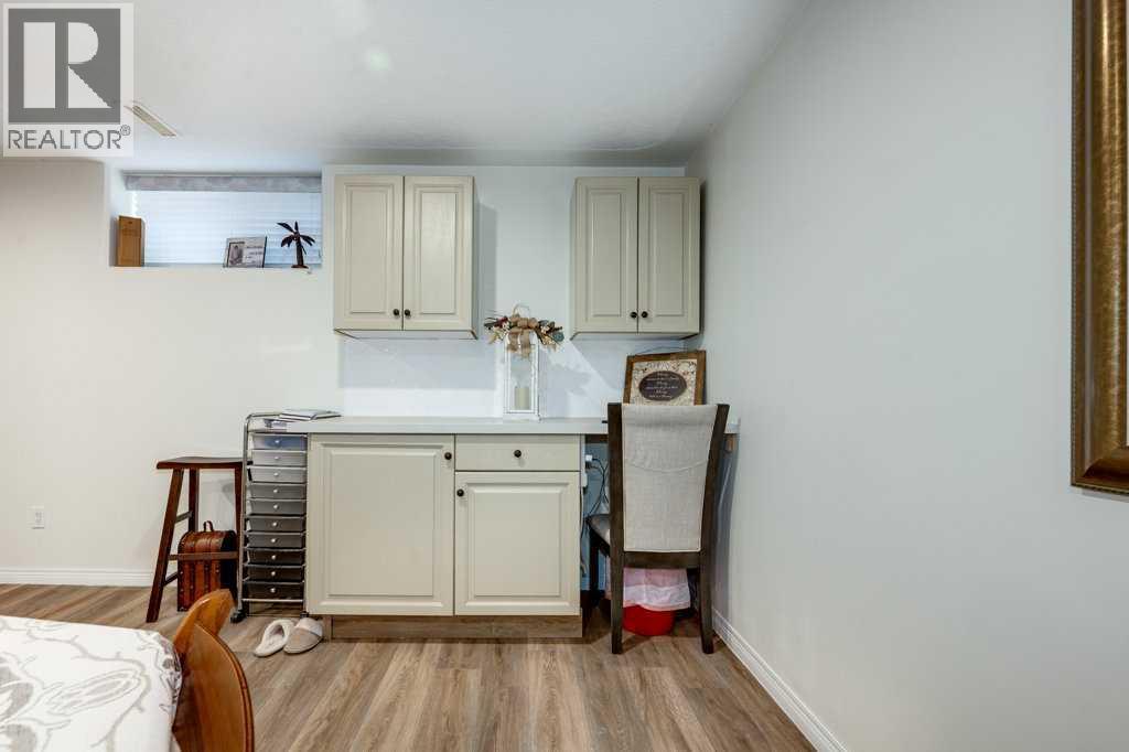 13 Dillon Close, Red Deer, Alberta  T4R 2X7 - Photo 32 - A2249089