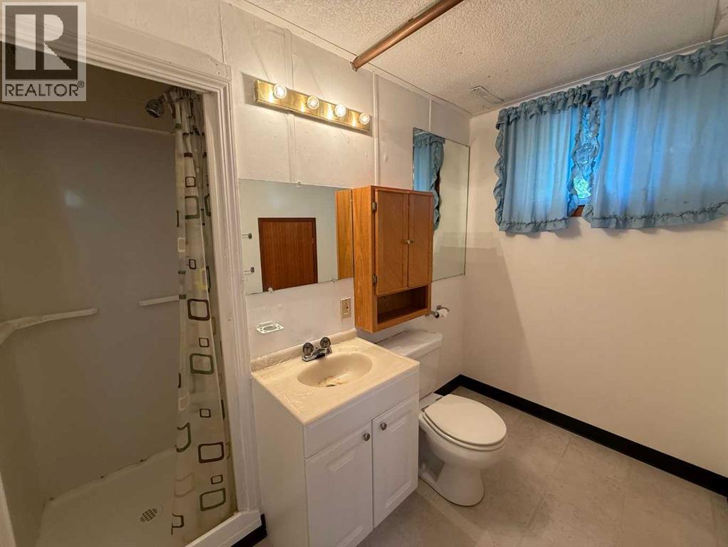 4413 43 Street, Ponoka, Alberta  T4J 1B8 - Photo 10 - A2260326