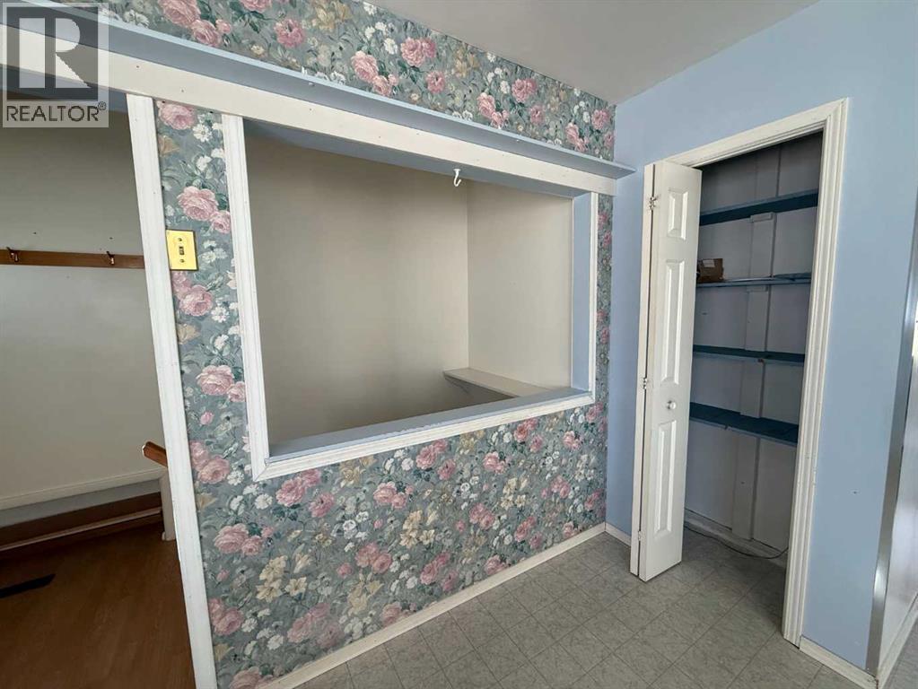 4413 43 Street, Ponoka, Alberta  T4J 1B8 - Photo 6 - A2260326