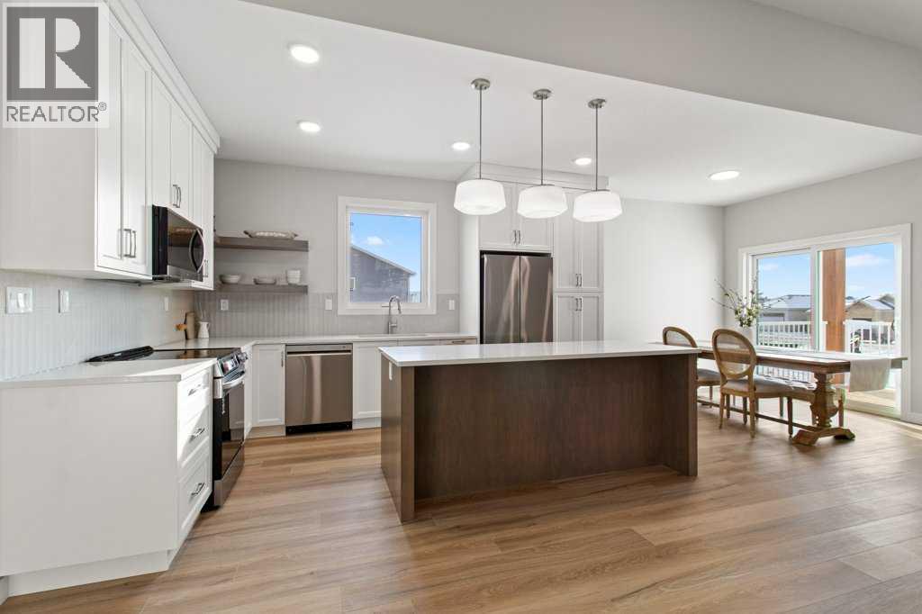 54 Tarzwell Avenue, Red Deer, Alberta  T4P 0Y9 - Photo 4 - A2263776