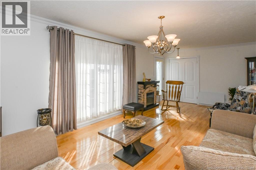 37 Rue Saint-Pierre Street, Rivière-À-La-Truite, New Brunswick E1X 3L6 - Photo 25 - NB130750