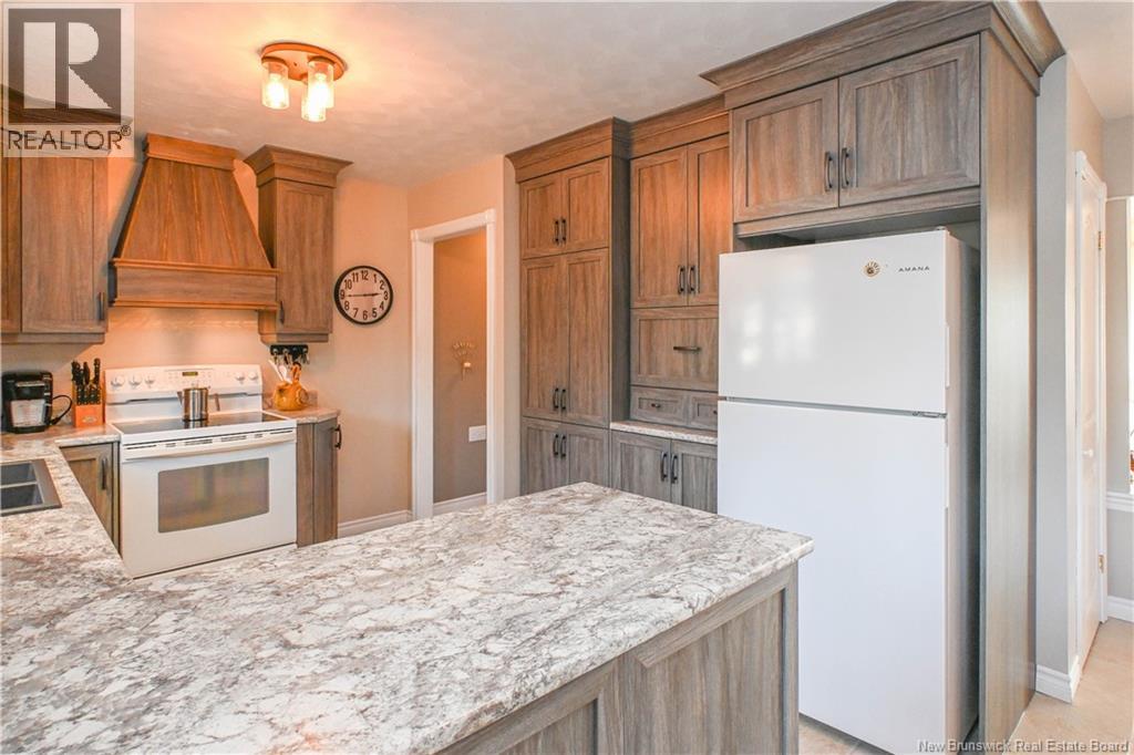 37 Rue Saint-Pierre Street, Rivière-À-La-Truite, New Brunswick E1X 3L6 - Photo 18 - NB130750