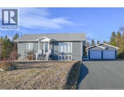 37 rue Saint-Pierre Street, rivière-À-la-truite, New Brunswick