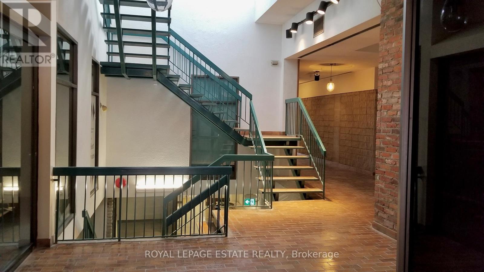 232 Front Street, Belleville, Ontario  K8N 5K4 - Photo 13 - X12571090