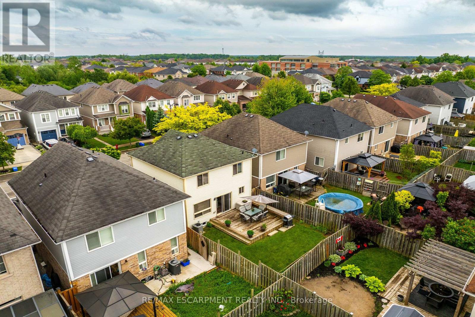 68 Powell Drive, Hamilton, Ontario  L0R 1C0 - Photo 47 - X12585394