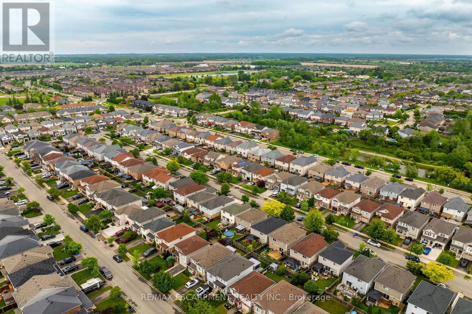 68 Powell Drive, Hamilton, Ontario  L0R 1C0 - Photo 50 - X12585394