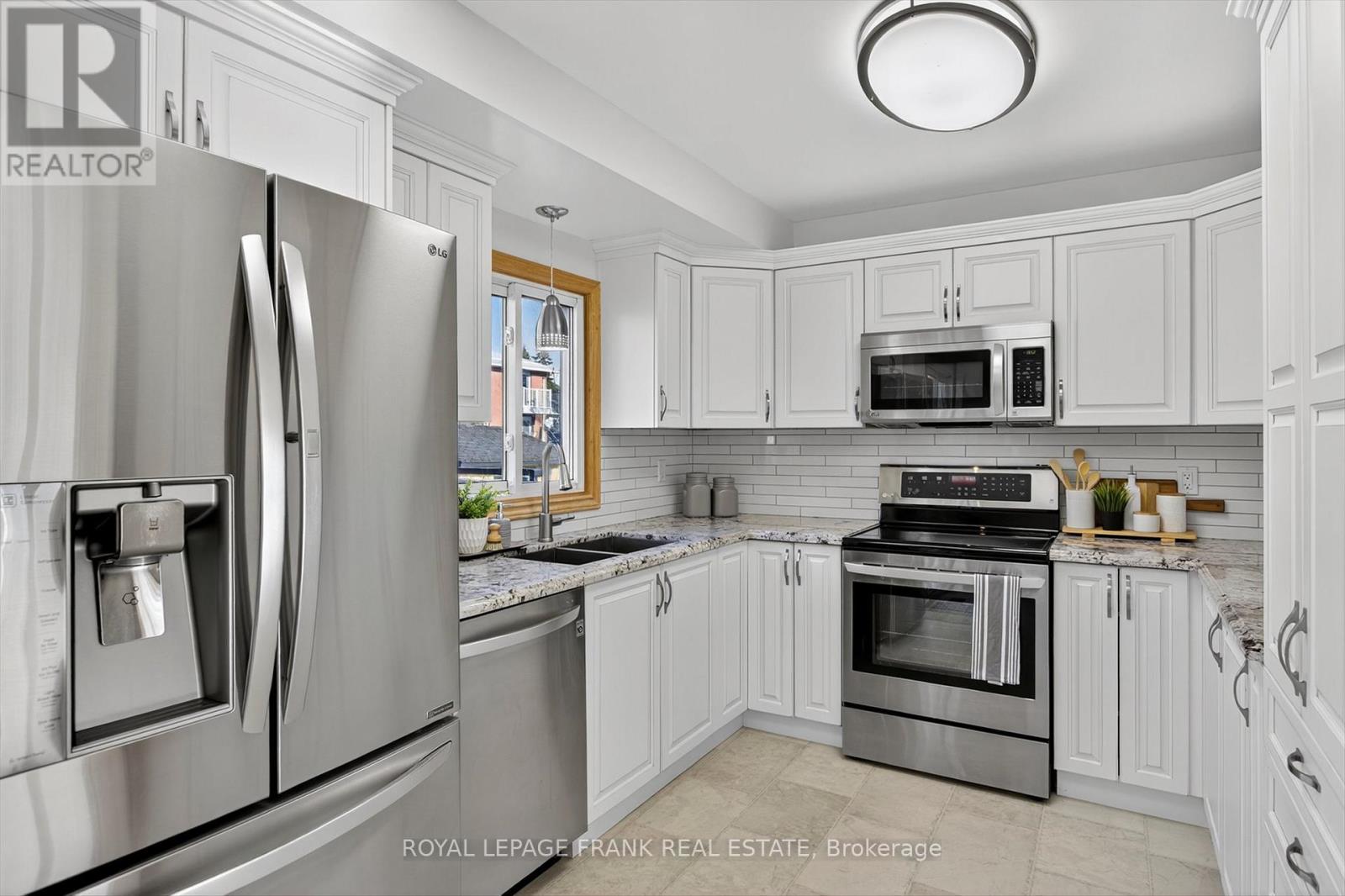 38 Clearview Court, Peterborough, Ontario  K9K 2A3 - Photo 11 - X12563512