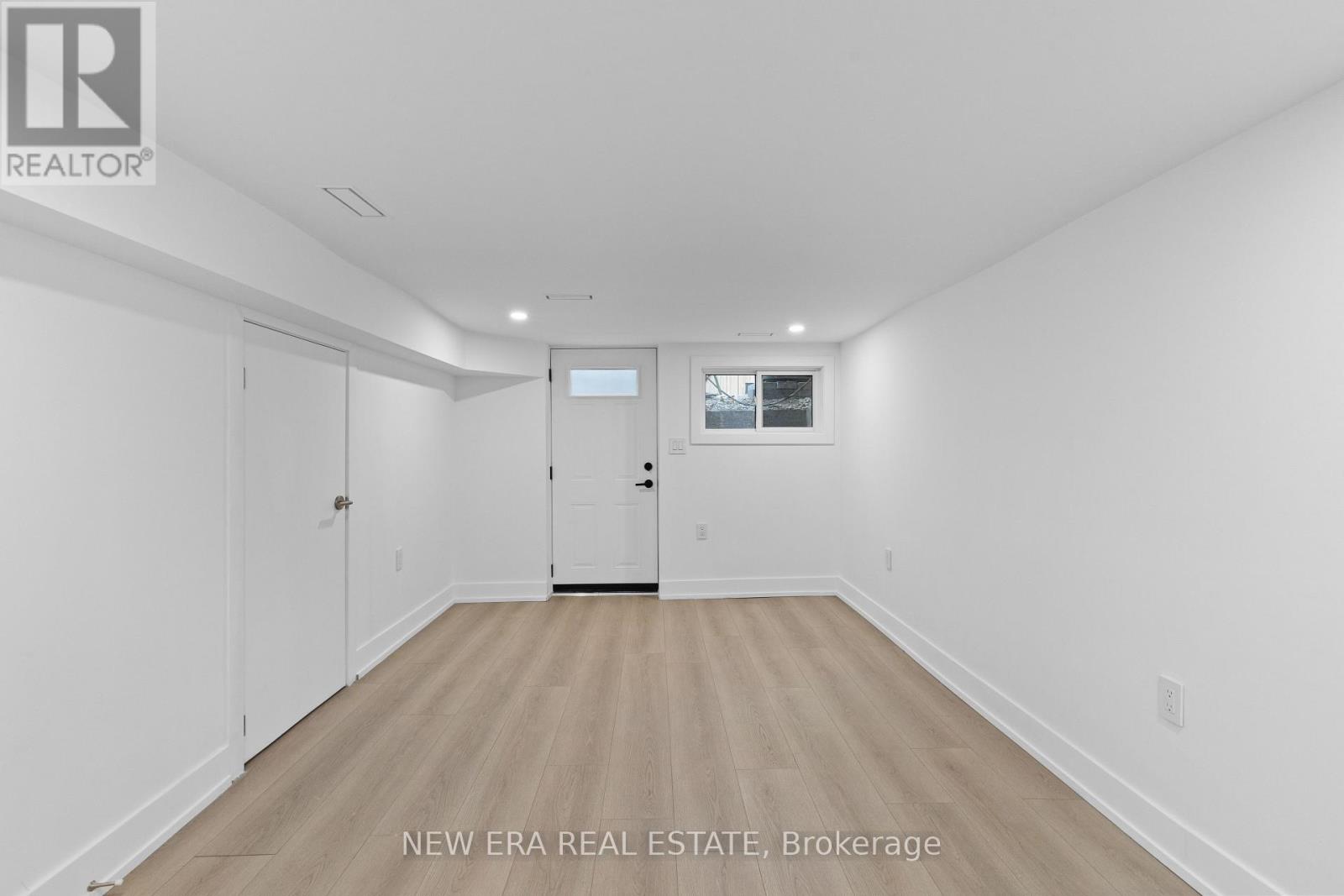 148 Rhodes Avenue, Toronto, Ontario  M4L 3A1 - Photo 25 - E12582694