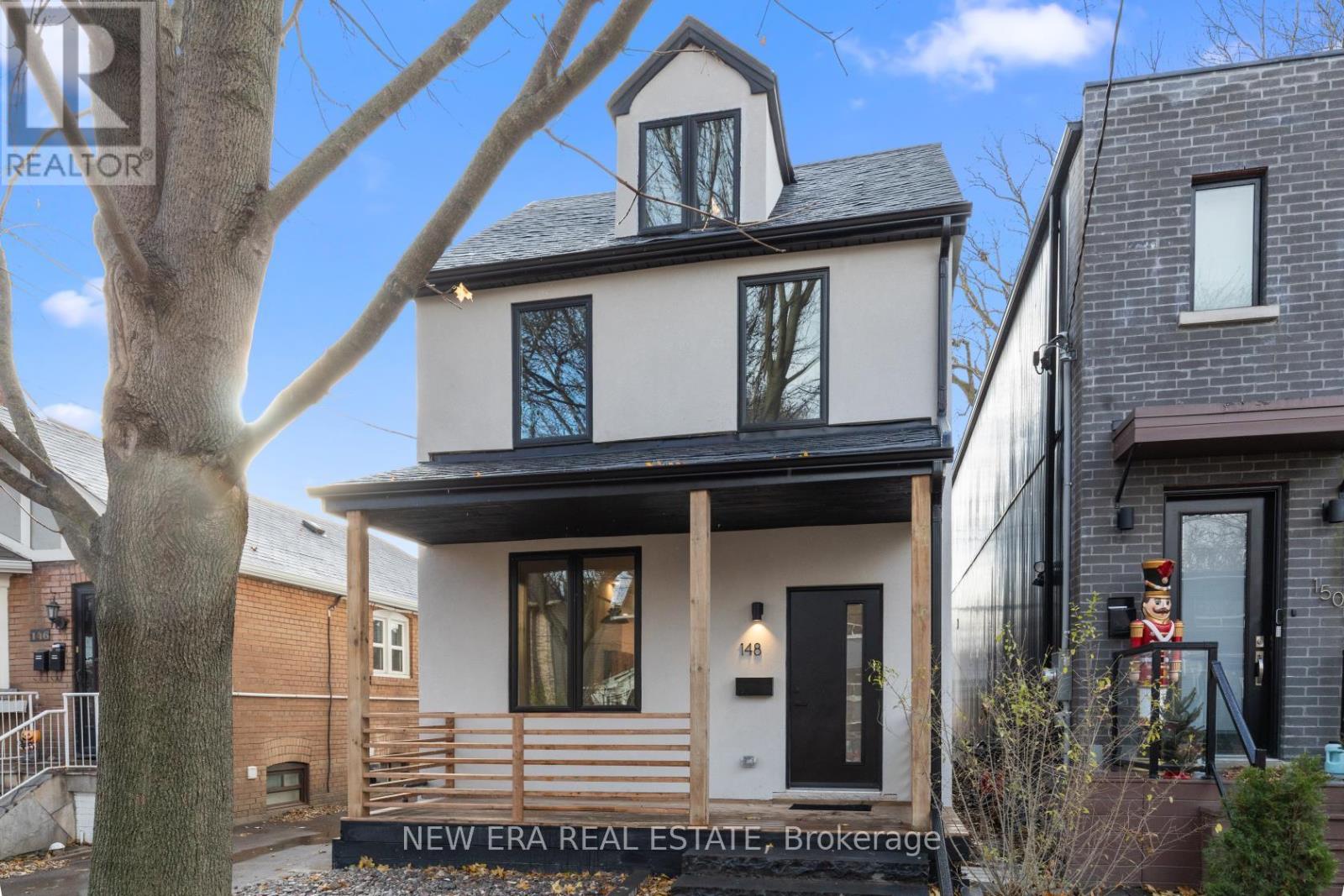 148 Rhodes Avenue, Toronto, Ontario  M4L 3A1 - Photo 4 - E12582694