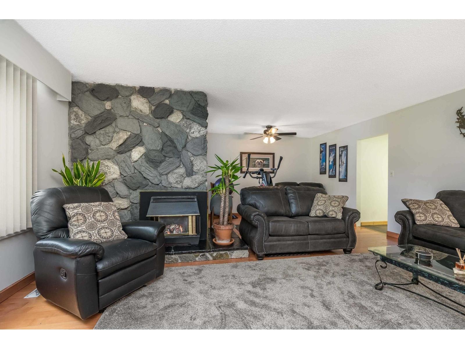 19891 43a Avenue, Langley, British Columbia  V3A 3C3 - Photo 10 - R3070563