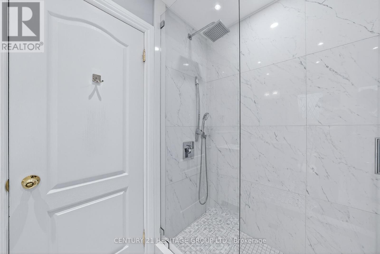 23 Long Point Drive, Richmond Hill, Ontario  L4E 3W9 - Photo 25 - N12582904