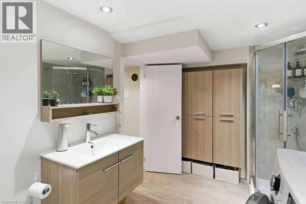 52 Sylvia Crescent, Hamilton, Ontario  L8K 2A9 - Photo 40 - 40791187