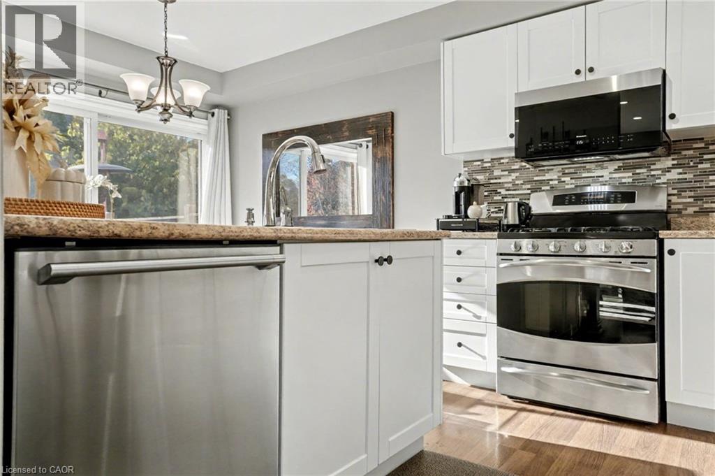 88 Buttercup Crescent, Waterdown, Ontario  L8B 0Y1 - Photo 8 - 40790463