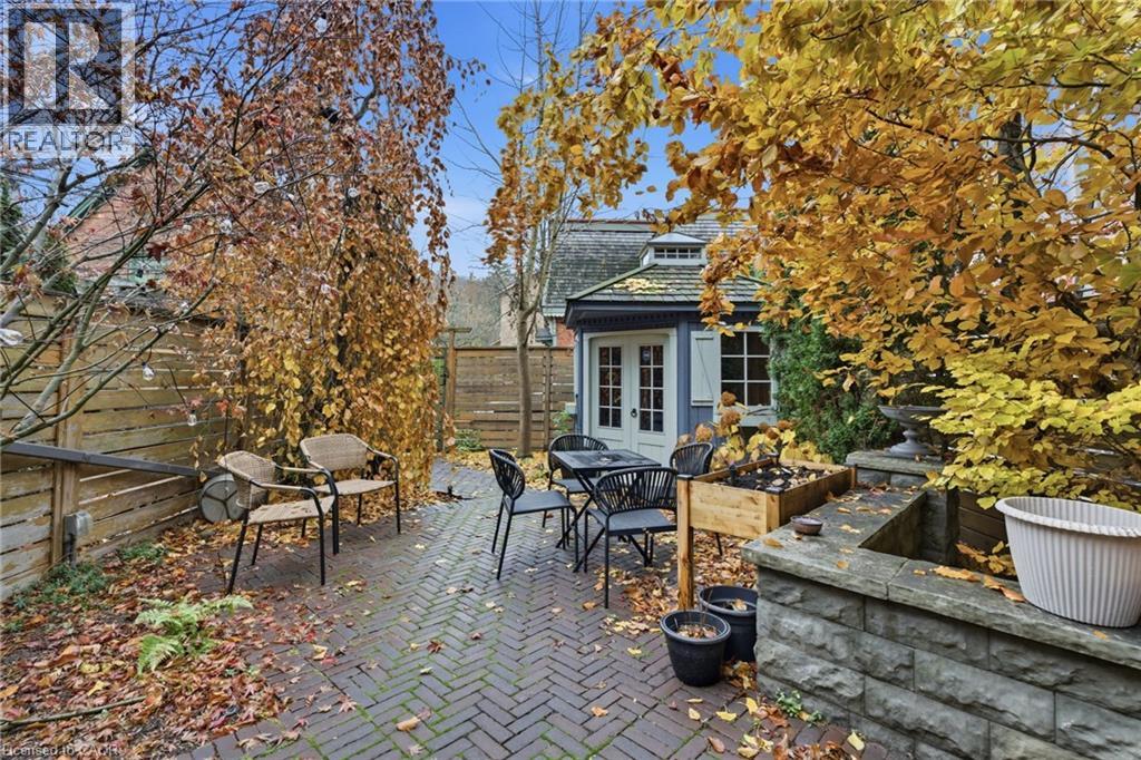 141 Markland Street, Hamilton, Ontario  L8P 2K3 - Photo 44 - 40787824