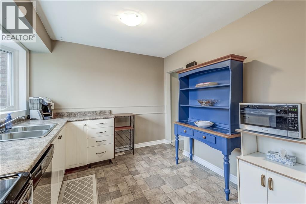 2420 Maryvale Court, Burlington, Ontario  L7P 2P2 - Photo 12 - 40790985