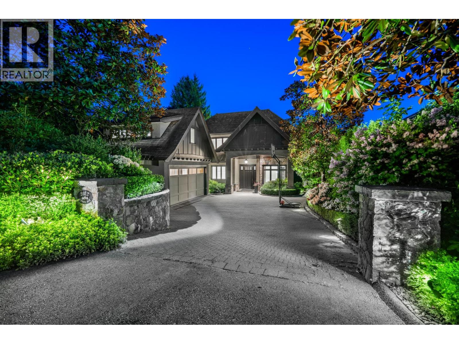 2312 Kings Avenue, West Vancouver, British Columbia  V7V 2C4 - Photo 3 - R3069989