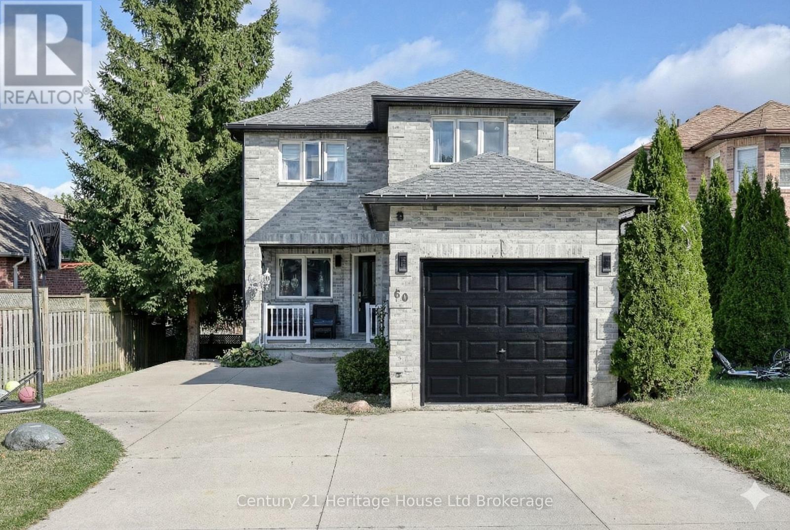 60 Canrobert Street, Woodstock, Ontario  N4S 8W9 - Photo 3 - X12394397