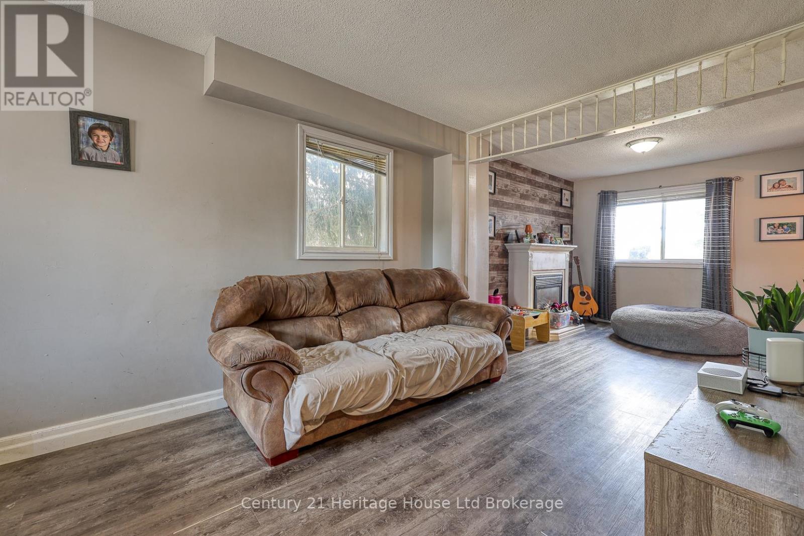 60 Canrobert Street, Woodstock, Ontario  N4S 8W9 - Photo 8 - X12394397