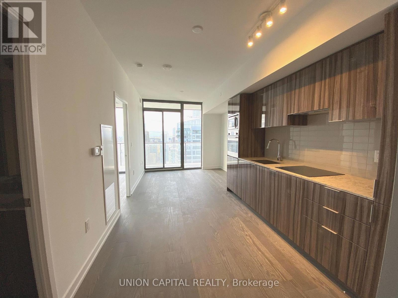 4909 - 11 Wellesley Street W, Toronto, Ontario  M4Y 0G4 - Photo 5 - C12585476