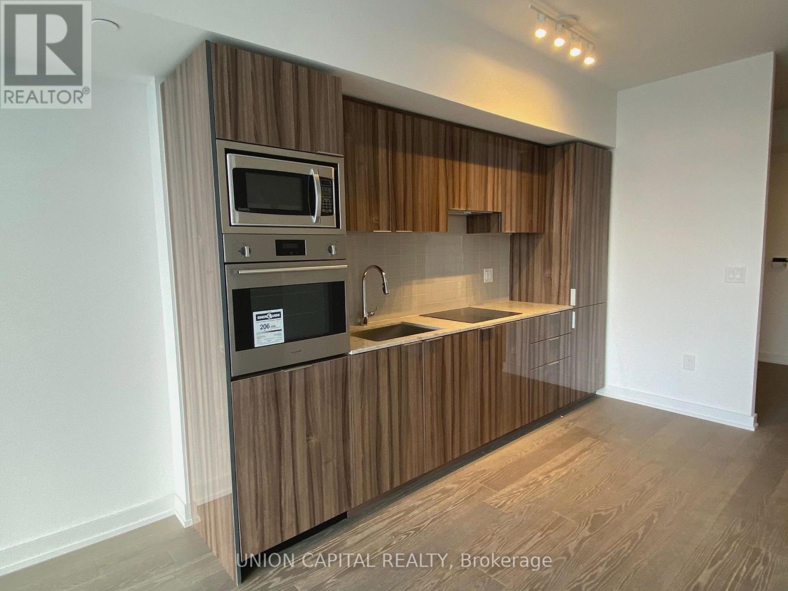 4909 - 11 Wellesley Street W, Toronto, Ontario  M4Y 0G4 - Photo 6 - C12585476