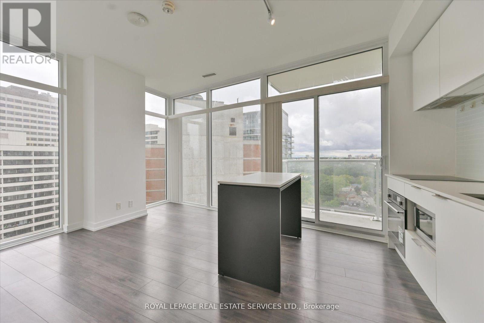 1310 - 33 Helendale Avenue, Toronto, Ontario  M4R 1C5 - Photo 5 - C12585508