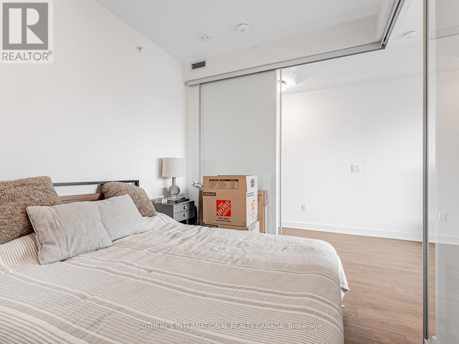 1018 - 60 Tannery Road, Toronto, Ontario  M5A 0S8 - Photo 16 - C12585522