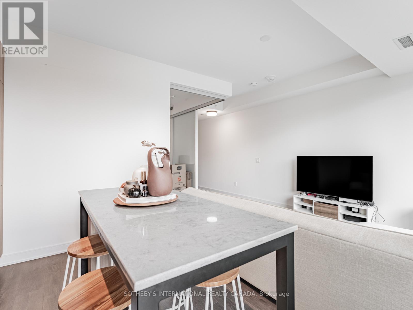 1018 - 60 Tannery Road, Toronto, Ontario  M5A 0S8 - Photo 9 - C12585522