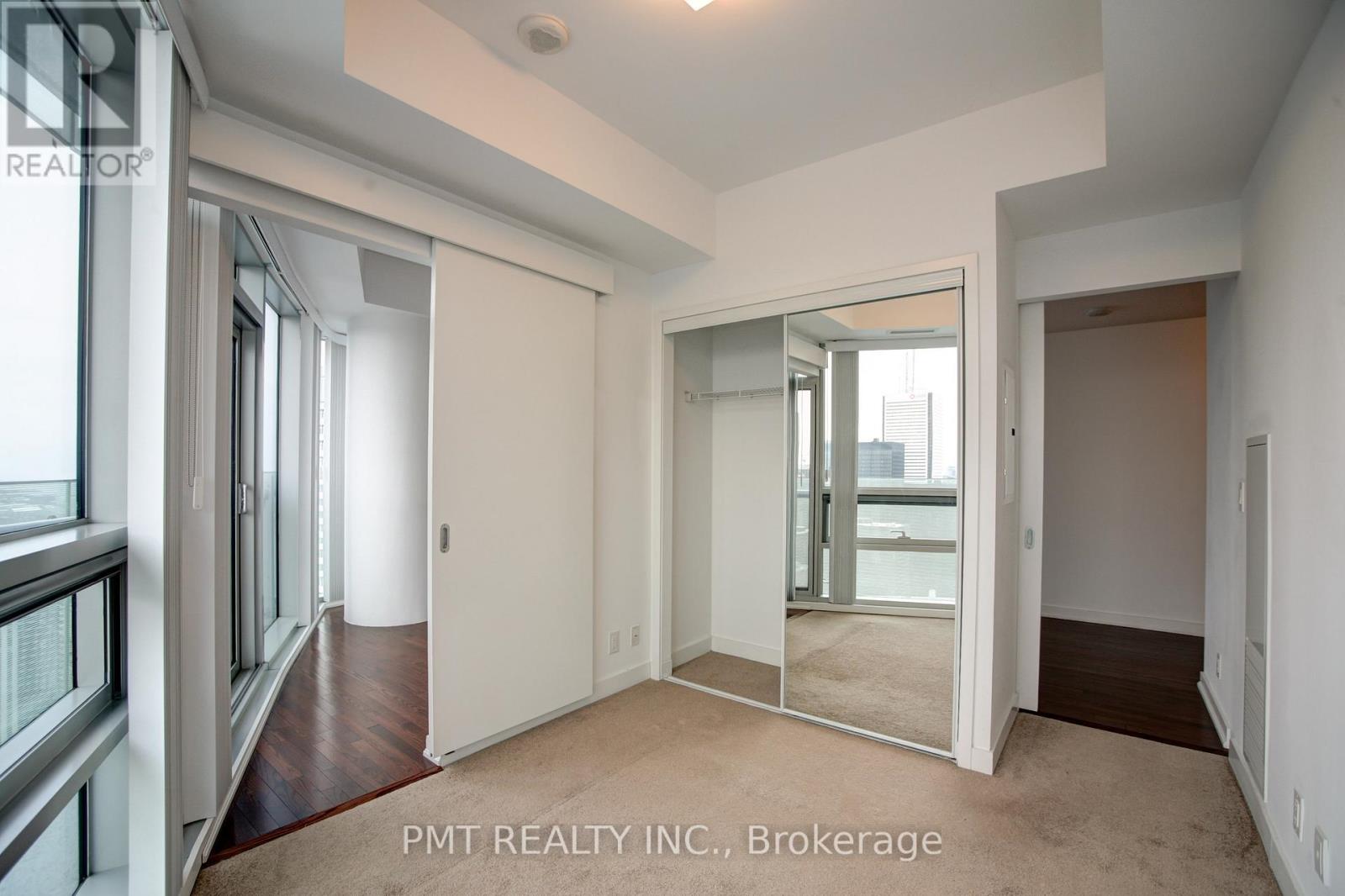 6411 - 14 York Street, Toronto, Ontario  M5J 0B1 - Photo 7 - C12585570
