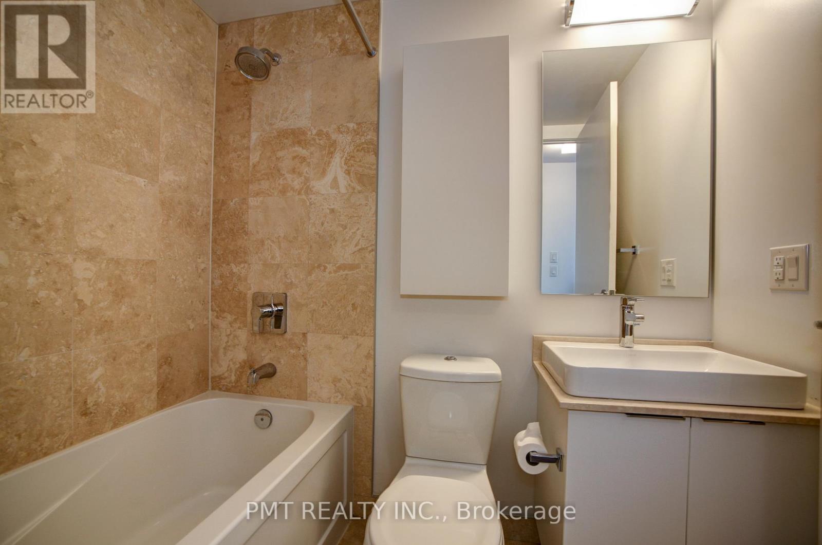 6411 - 14 York Street, Toronto, Ontario  M5J 0B1 - Photo 8 - C12585570