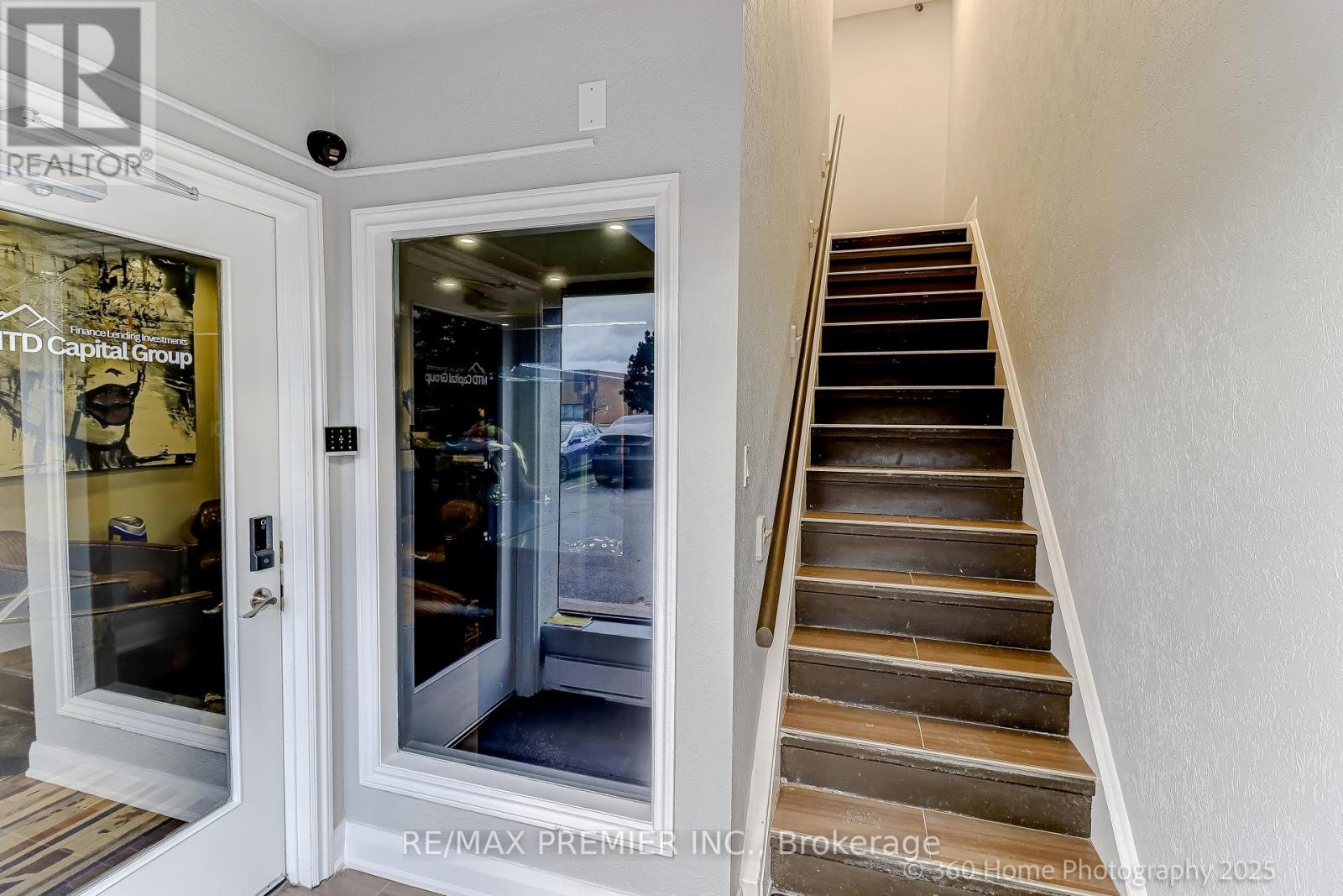 20 - 80 Carlauren Road N, Vaughan, Ontario L4L 7S5 - Photo 3 - N12579840