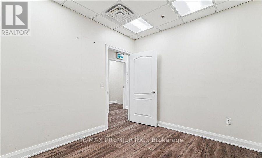 20 - 80 Carlauren Road N, Vaughan, Ontario L4L 7S5 - Photo 8 - N12579840