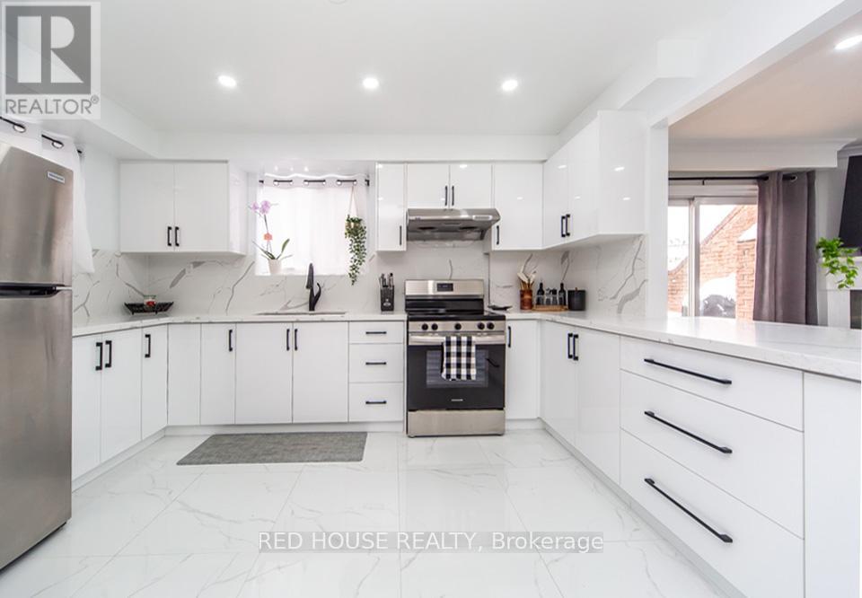 2 - 87 Irwin Road, Toronto, Ontario  M9W 5W1 - Photo 3 - W12531670