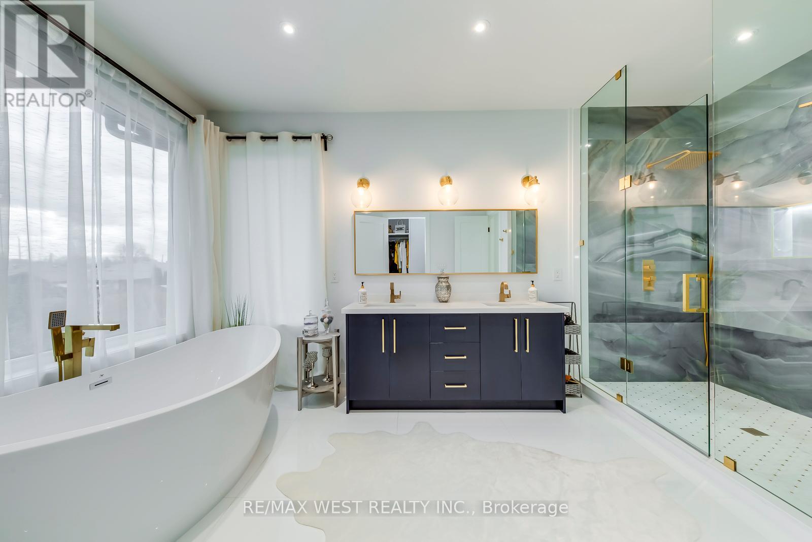 6 Creston Road, Toronto, Ontario  M6A 1J1 - Photo 24 - W12584644