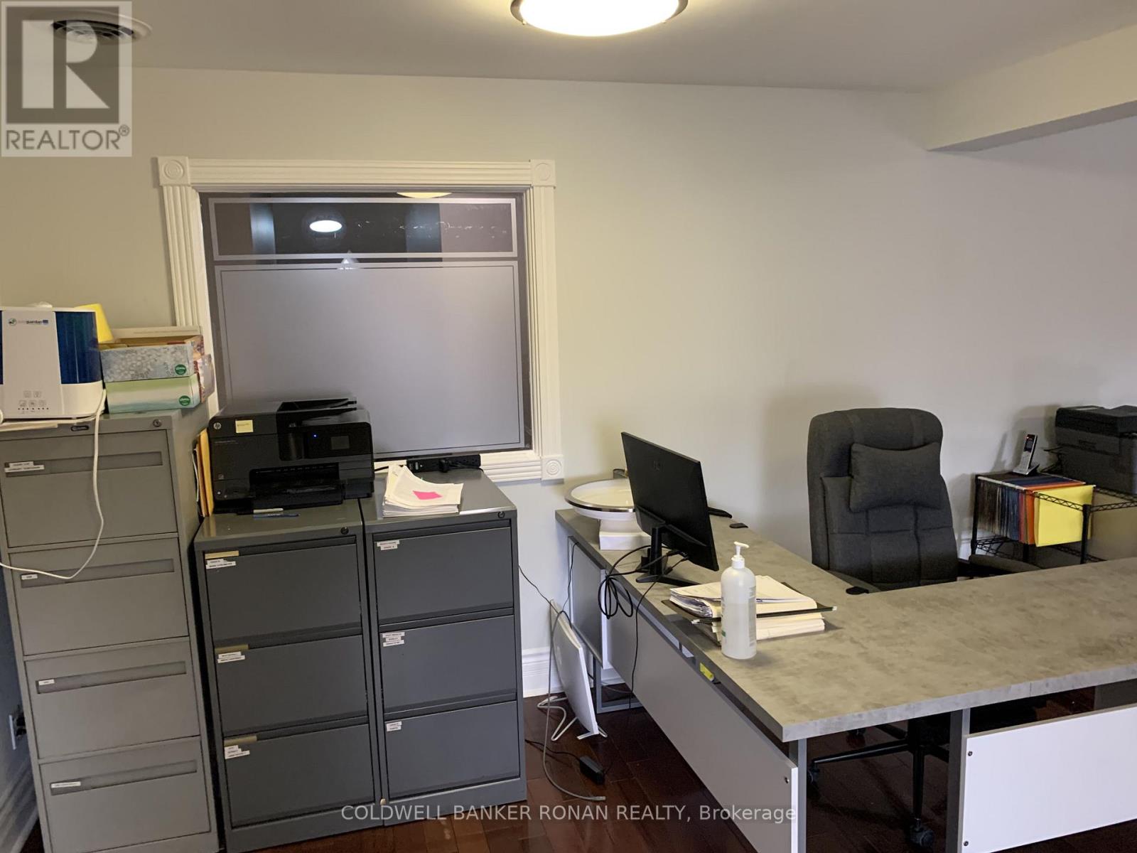 305 - 36 Victoria Street W, New Tecumseth, Ontario  L9R 1T3 - Photo 4 - N12585440