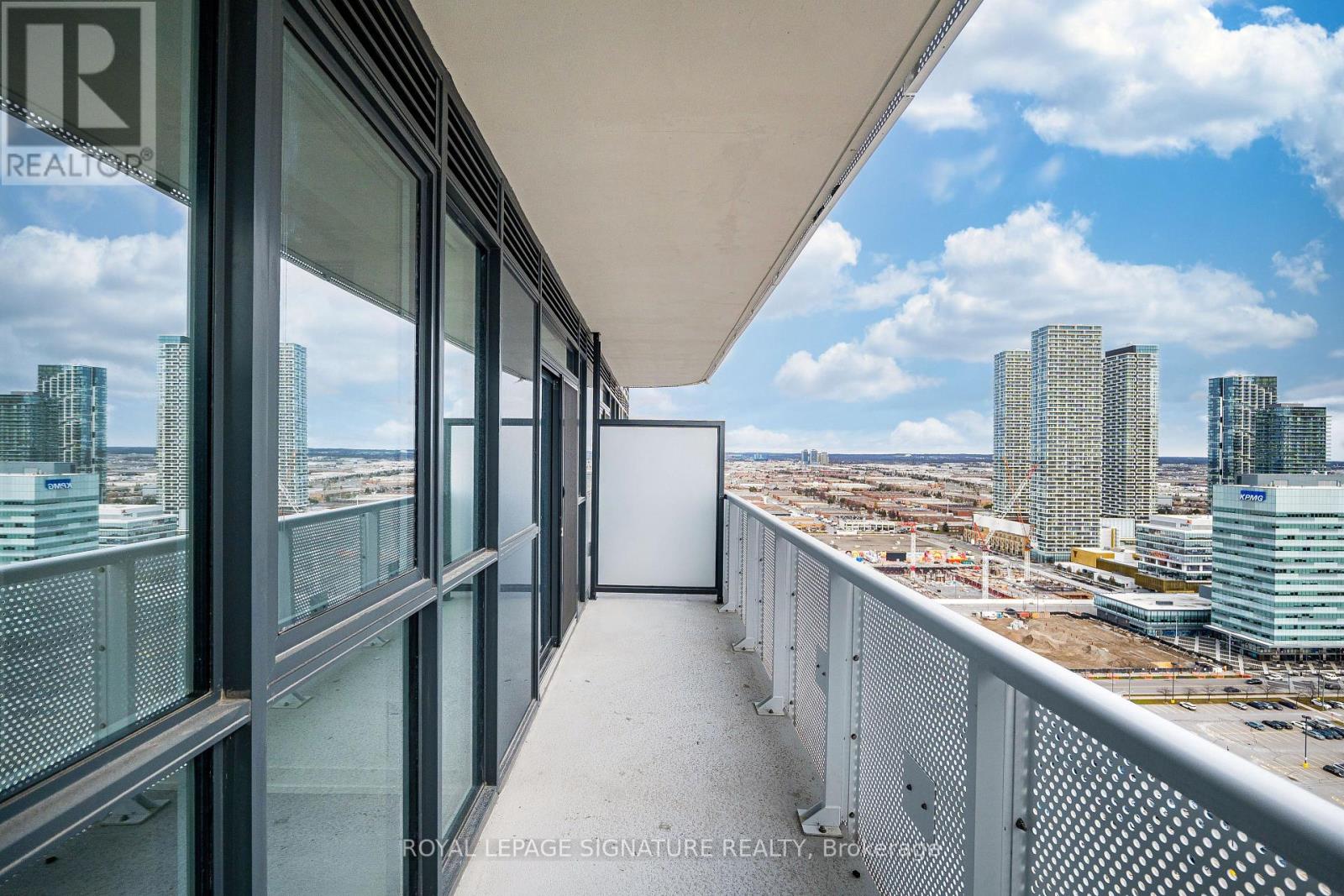 3007 - 8 Interchange Way, Vaughan, Ontario  L4K 5Z7 - Photo 42 - N12585482