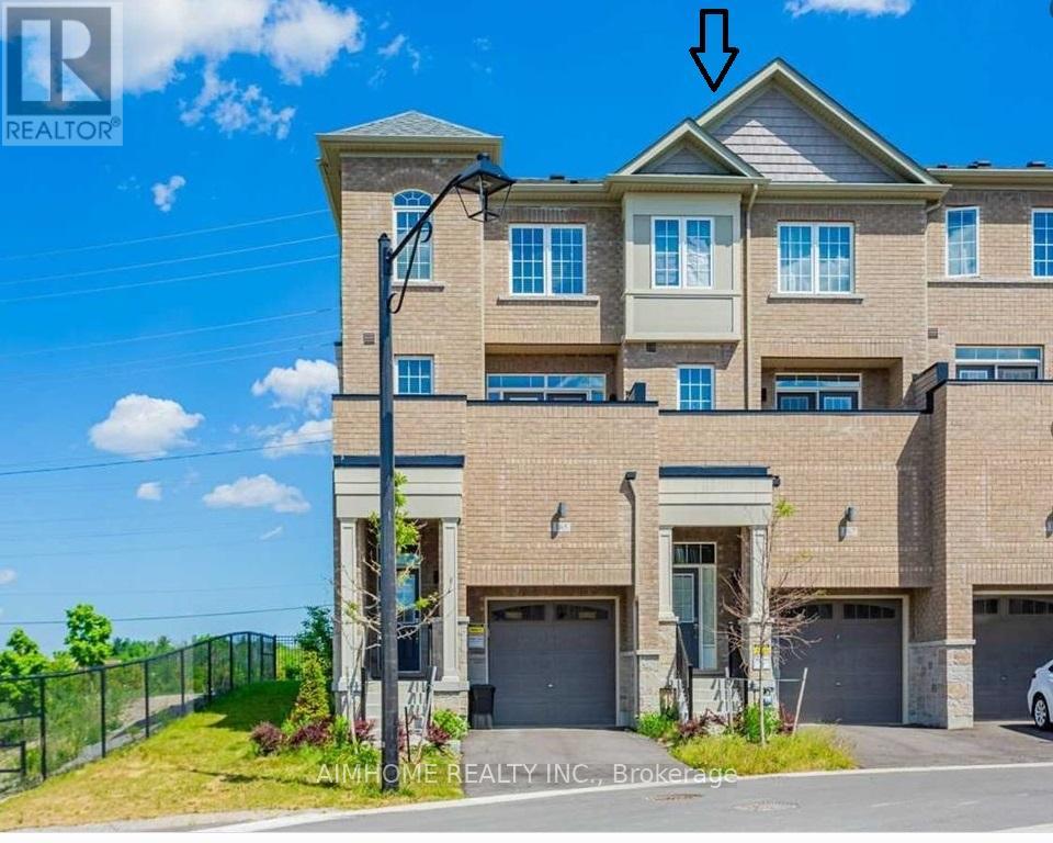 167 HARDING PARK STREET, Newmarket, Ontario