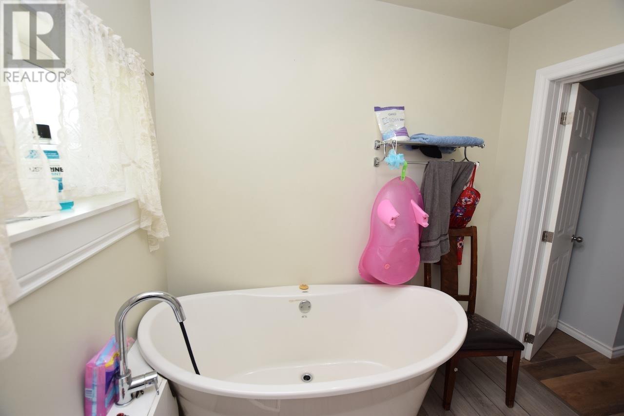 13 Ash St, Blind River, Ontario  P0R 1B0 - Photo 25 - SM251977