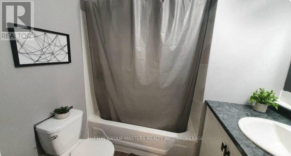 532 Magnolia Drive, Kingston, Ontario K7K 7H6 - Photo 12 - X12585642