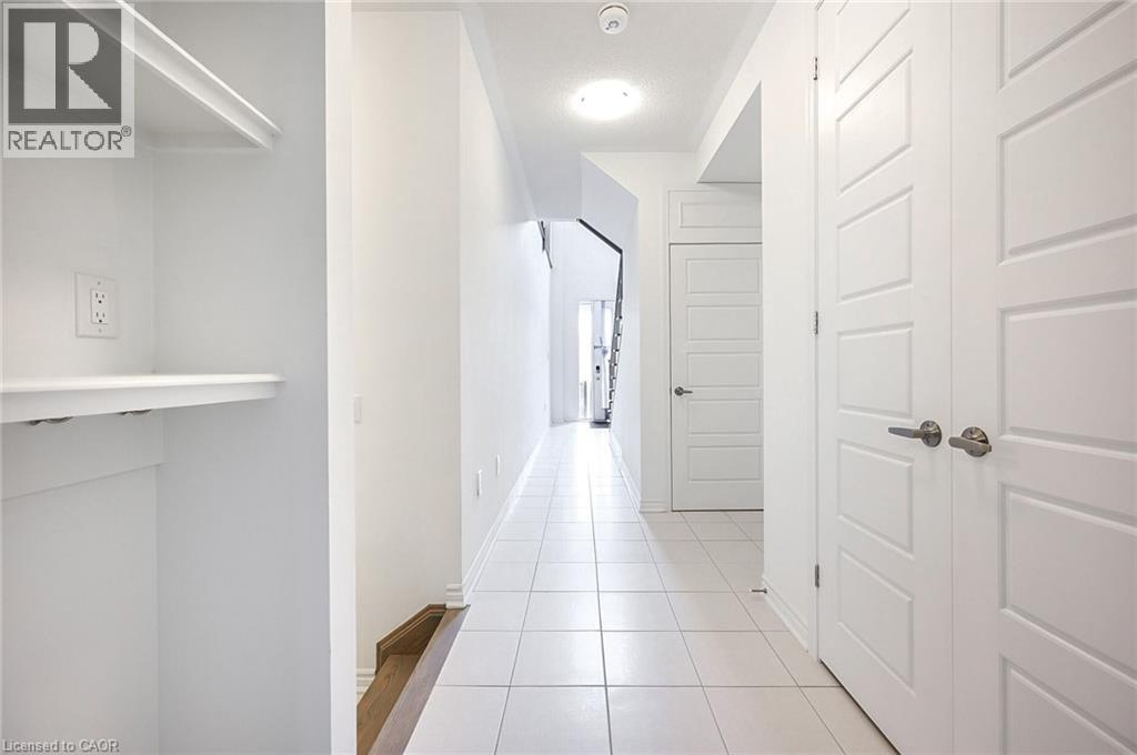 4043 Saida Street, Mississauga, Ontario  L5M 2S8 - Photo 5 - 40781858