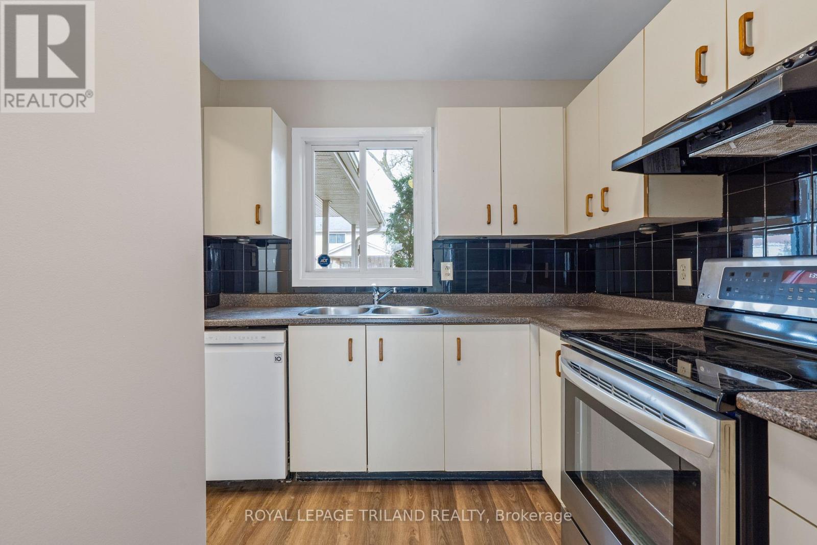 24 - 151 Bonaventure Drive, London East, Ontario  N5V 4M1 - Photo 18 - X12585682