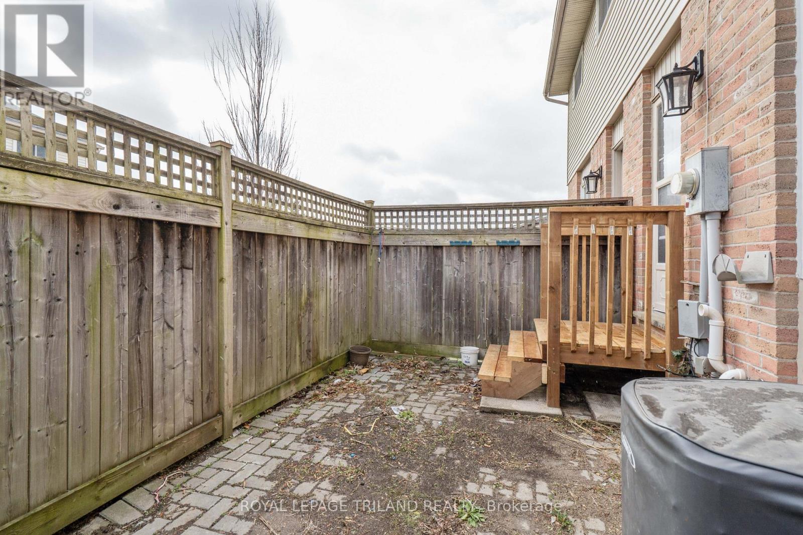 24 - 151 Bonaventure Drive, London East, Ontario  N5V 4M1 - Photo 35 - X12585682