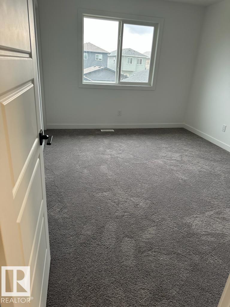 6079 180 Av Nw, Edmonton, Alberta  T5Y 3X1 - Photo 8 - E4466973