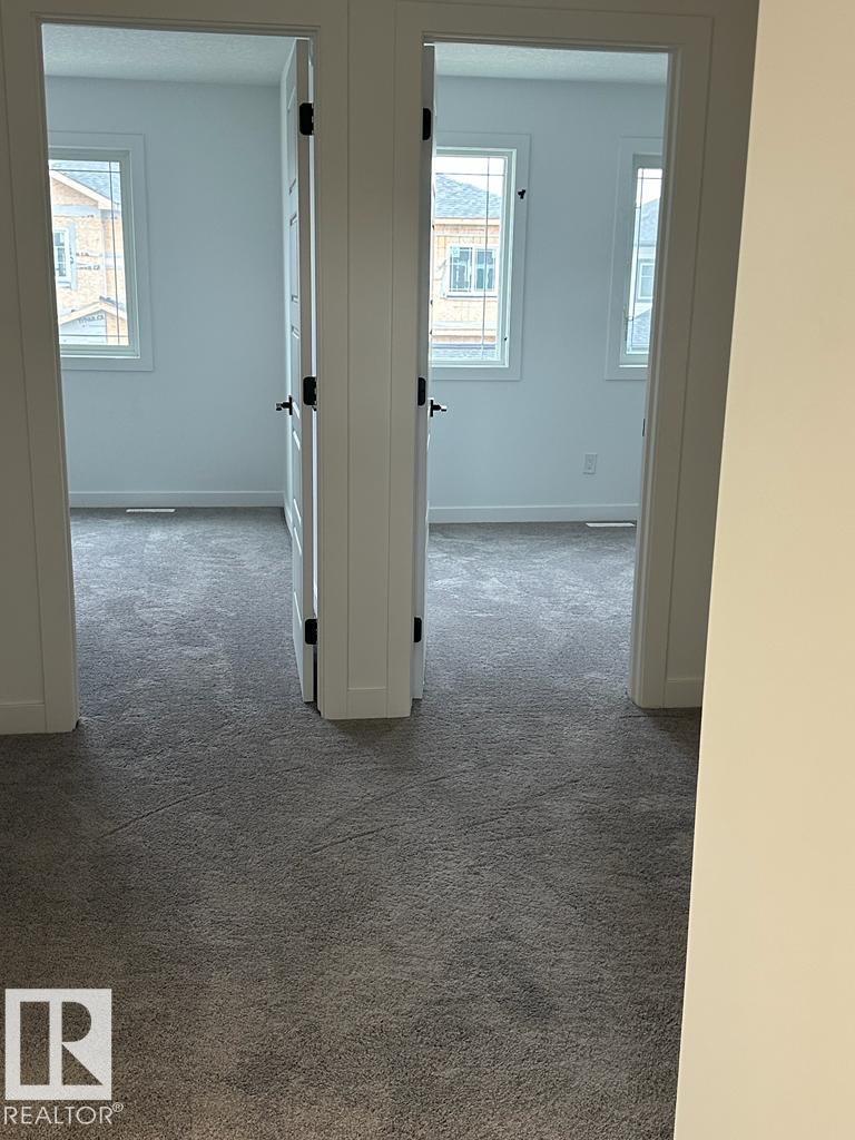 6079 180 Av Nw, Edmonton, Alberta  T5Y 3X1 - Photo 9 - E4466973