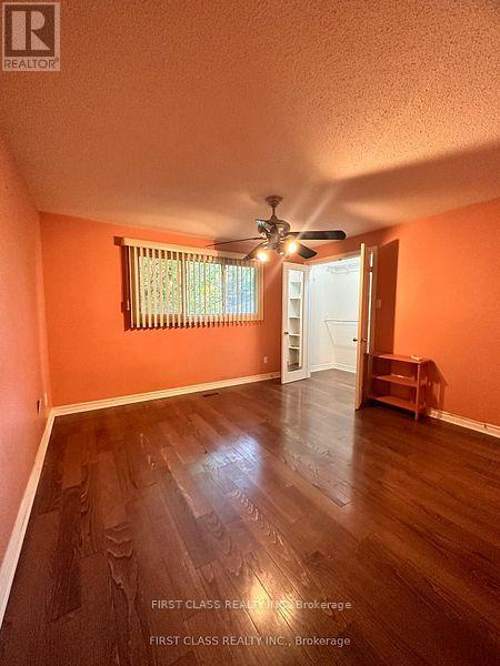 1085 Pearson Drive, Oakville, Ontario  L6H 2A9 - Photo 10 - W12585468