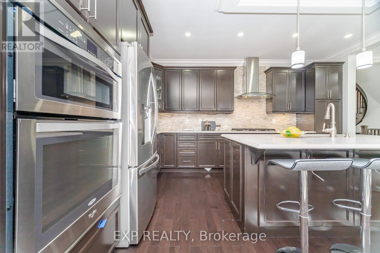 573 Langholm Street, Milton, Ontario  L9T 9A2 - Photo 14 - W12585474