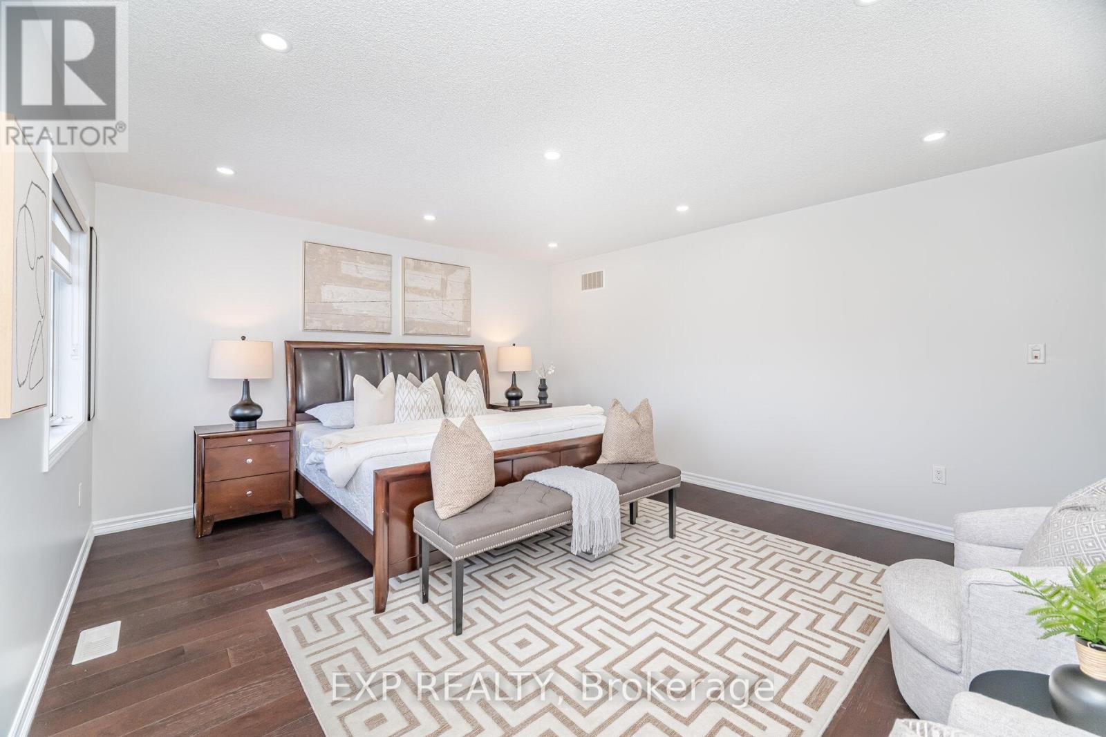 573 Langholm Street, Milton, Ontario  L9T 9A2 - Photo 24 - W12585474